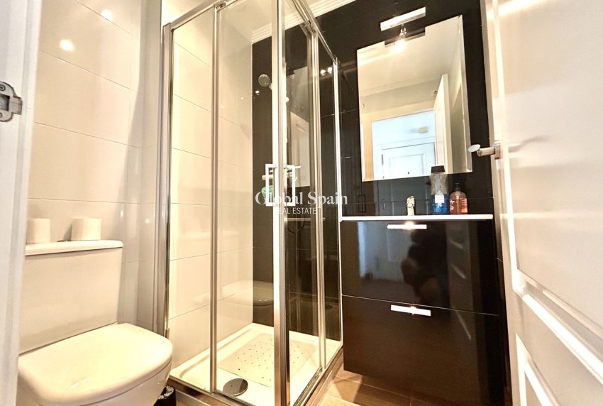 Revente - APPARTEMENT -
CAMPOAMOR - Costa Blanca