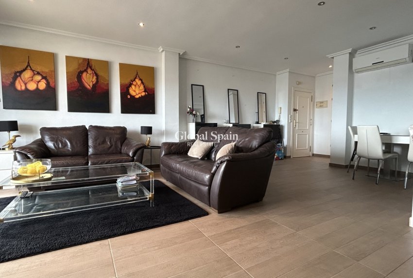 Revente - APPARTEMENT -
CAMPOAMOR - Costa Blanca