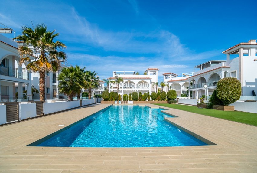 Revente - APPARTEMENT -
CIUDAD QUESADA