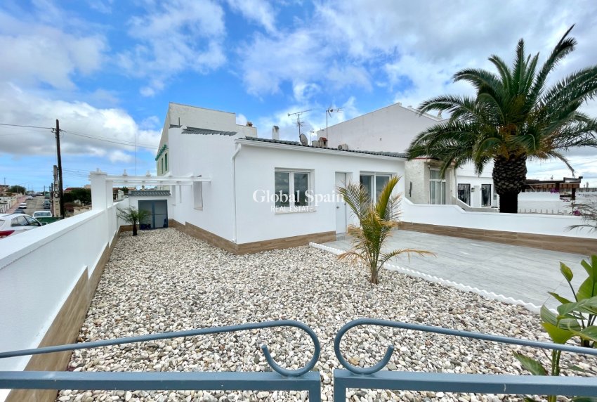 Revente - APPARTEMENT -
CIUDAD QUESADA
