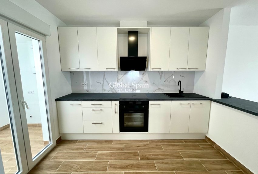 Revente - APPARTEMENT -
CIUDAD QUESADA