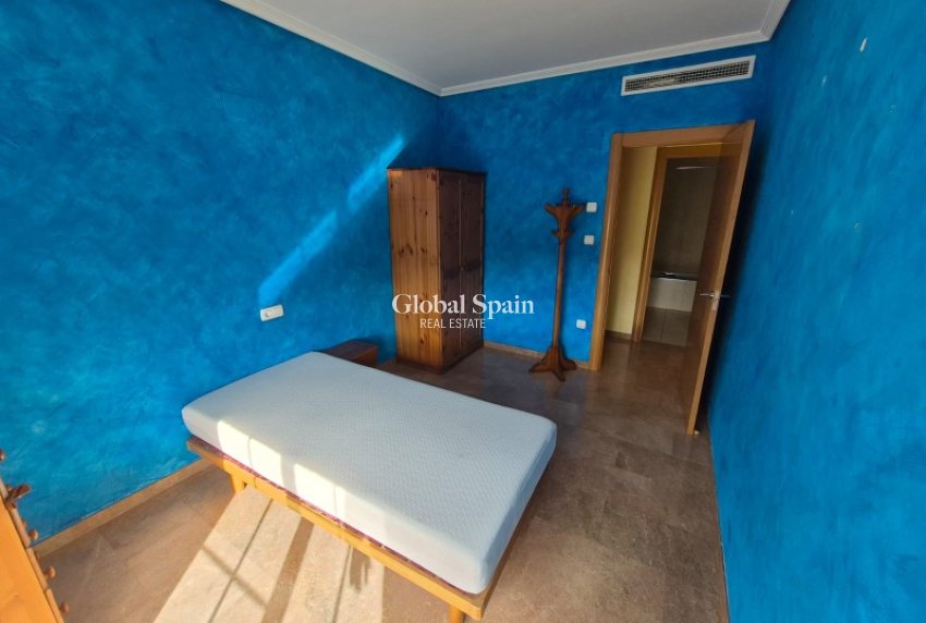 Revente - APPARTEMENT -
CREVILLENTE - Inland