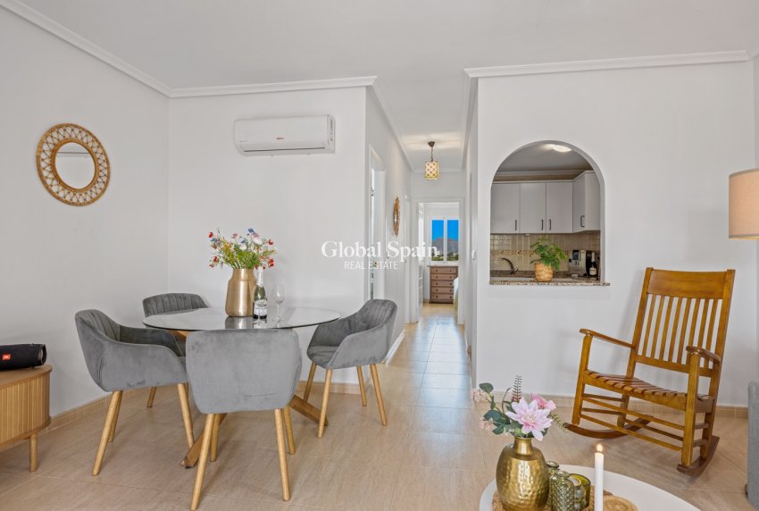 Revente - APPARTEMENT -
DAYA NUEVA - Costa Blanca South