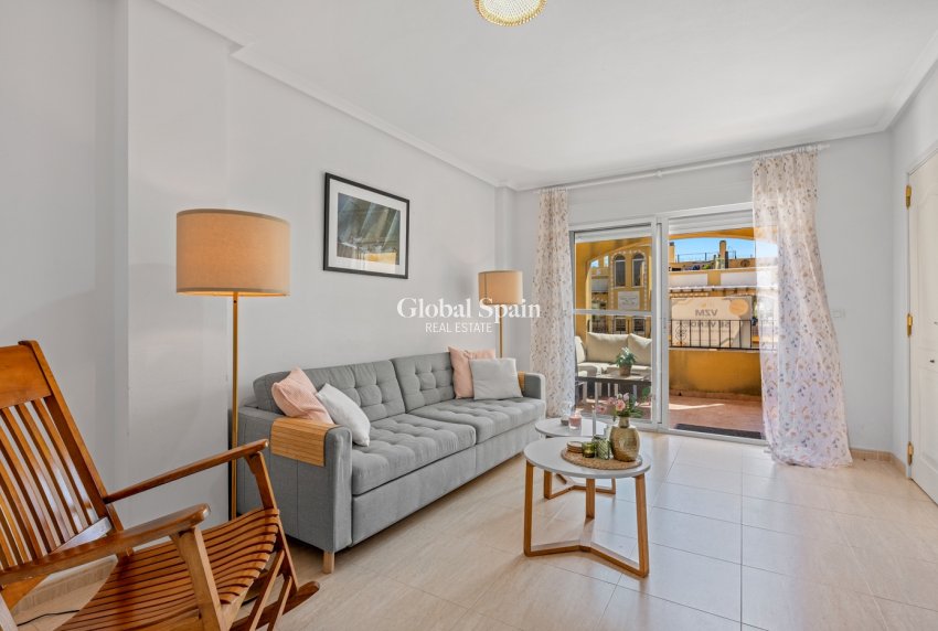 Revente - APPARTEMENT -
DAYA NUEVA - Costa Blanca South