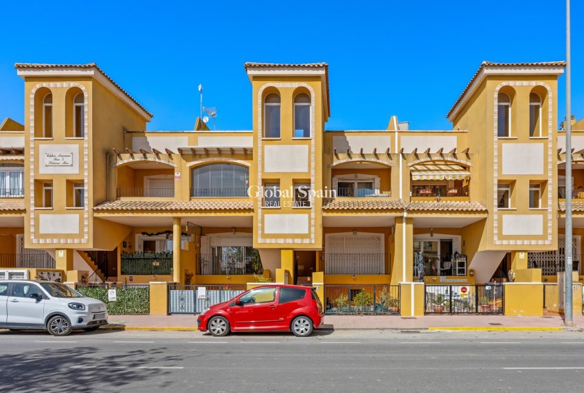 Revente - APPARTEMENT -
DAYA NUEVA - Costa Blanca South