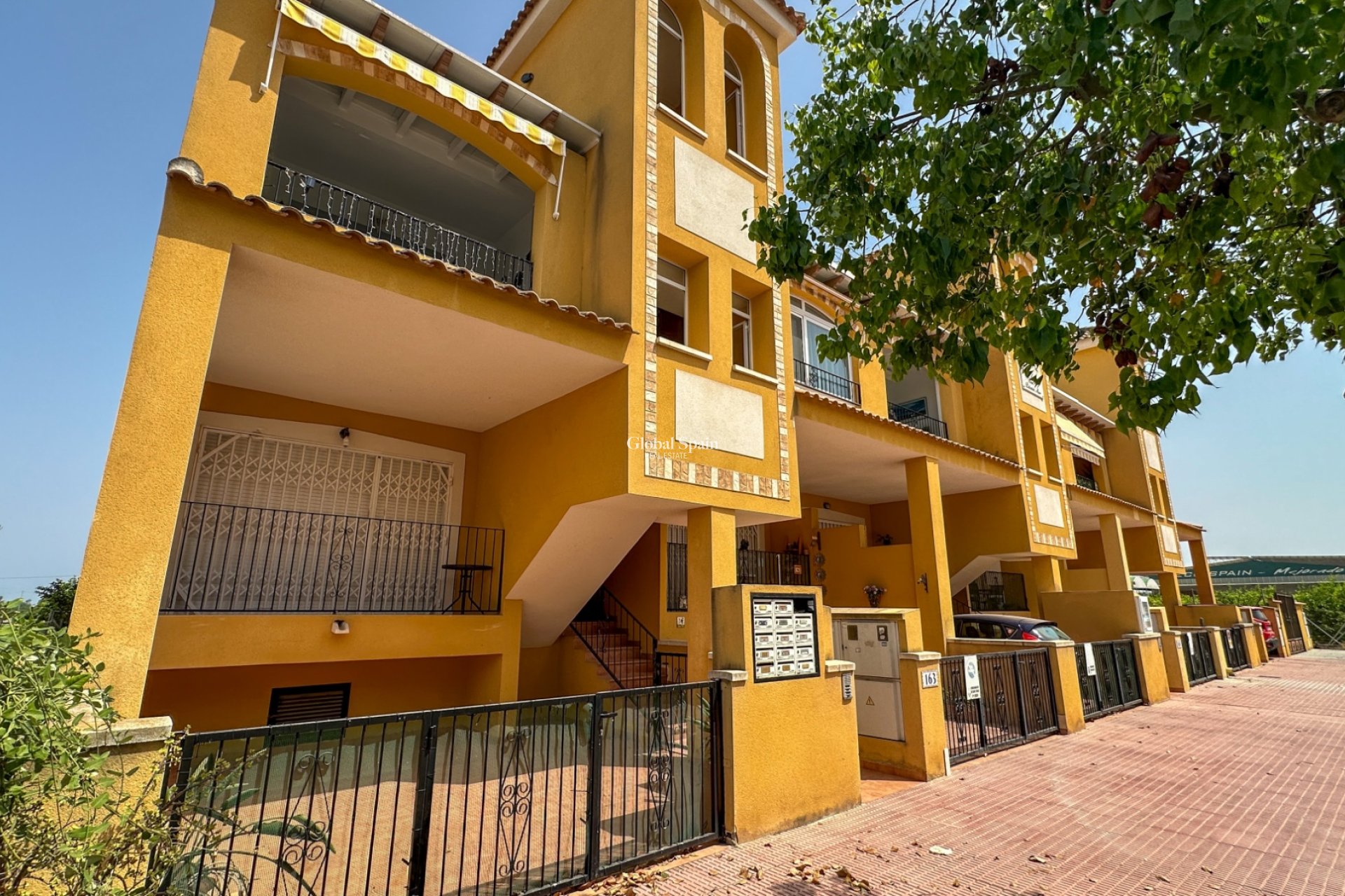 Revente - APPARTEMENT -
DAYA NUEVA - Costa Blanca Sur