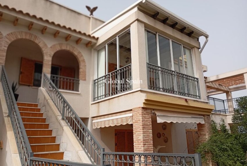 Revente - APPARTEMENT -
DAYA VIEJA - Costa Blanca