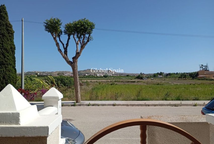 Revente - APPARTEMENT -
DAYA VIEJA - Costa Blanca