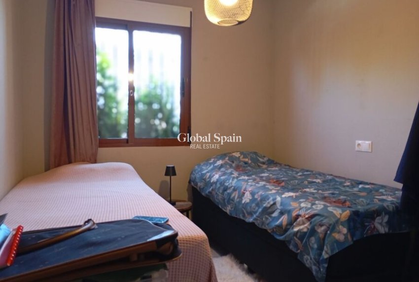Revente - APPARTEMENT -
DAYA VIEJA - Costa Blanca