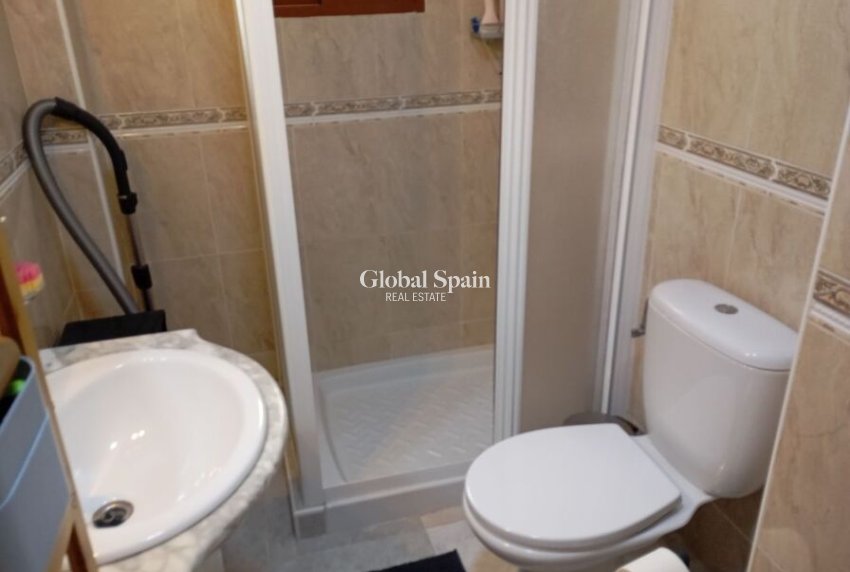 Revente - APPARTEMENT -
DAYA VIEJA - Costa Blanca