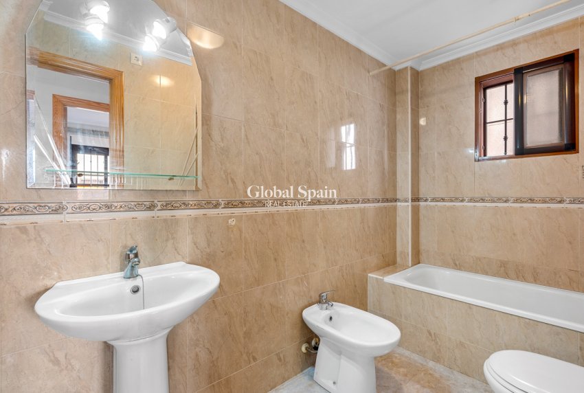 Revente - APPARTEMENT -
DAYA VIEJA