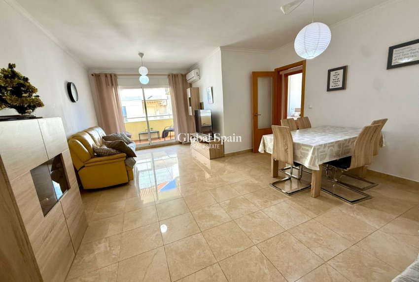 Revente - APPARTEMENT -
DENIA - Center