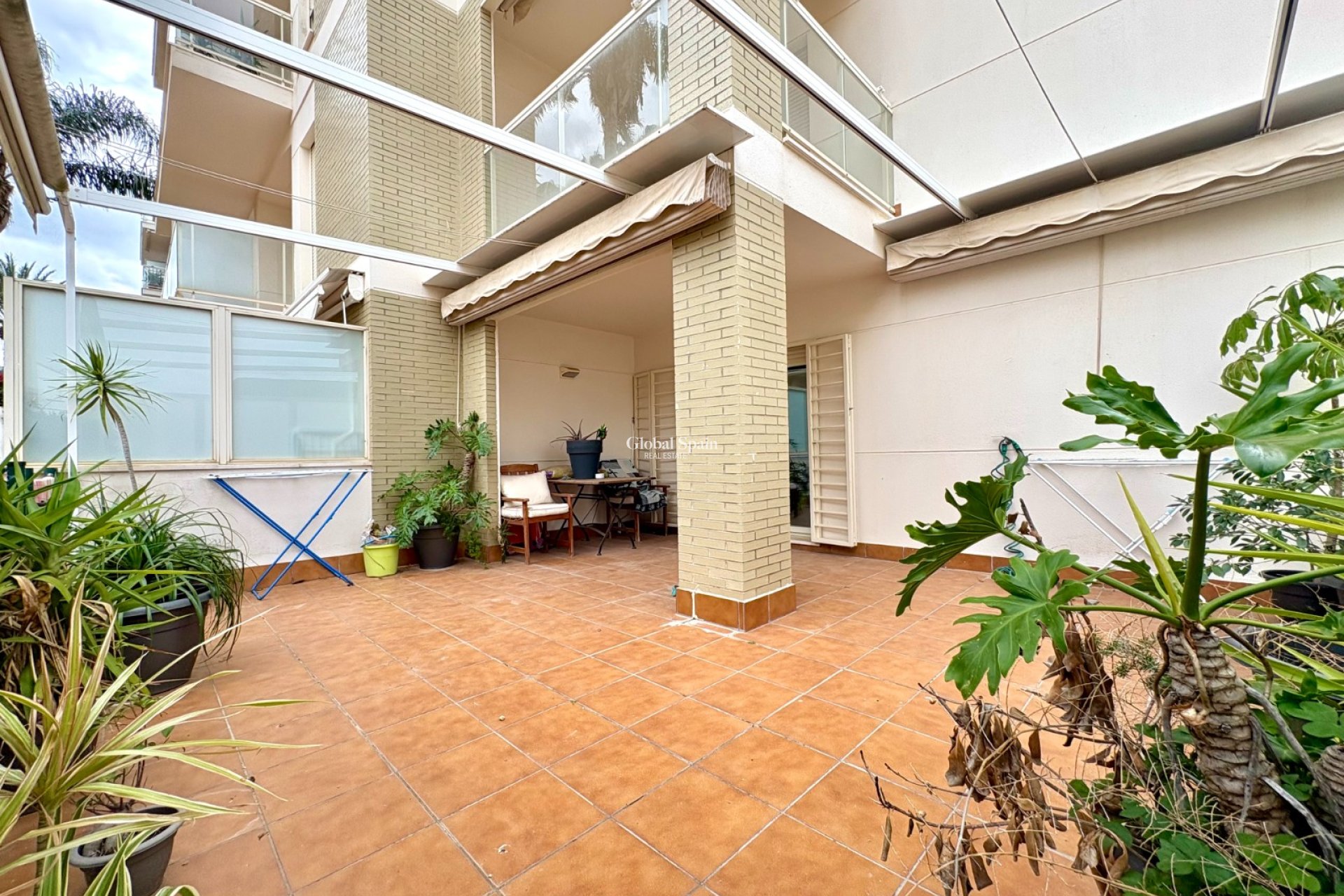 Revente - APPARTEMENT -
DENIA - Center