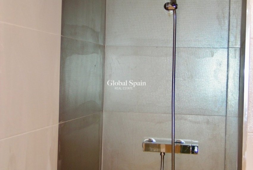 Revente - APPARTEMENT -
DENIA - Center