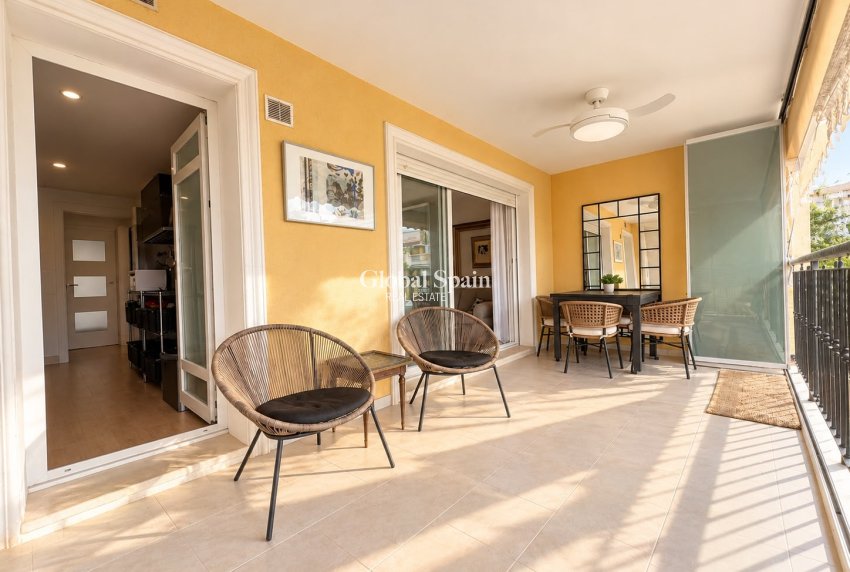 Revente - APPARTEMENT -
DENIA - Center