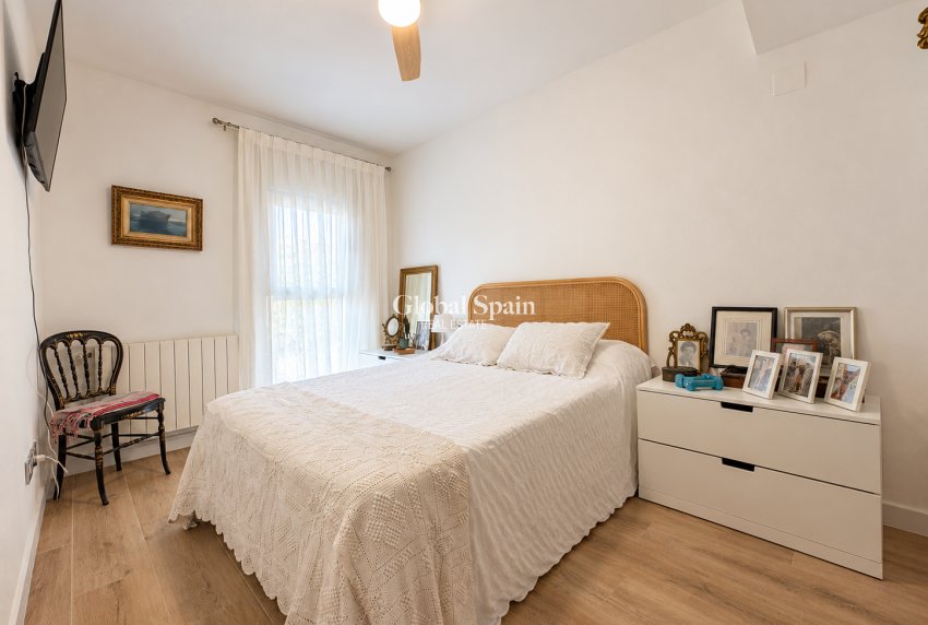 Revente - APPARTEMENT -
DENIA - Center