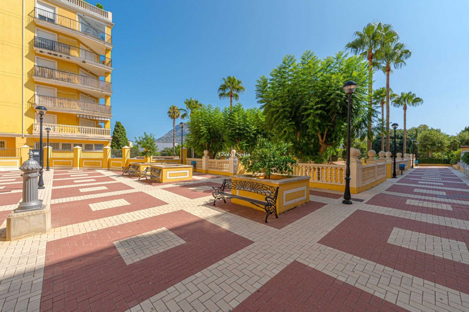 Revente - APPARTEMENT -
DENIA - Center