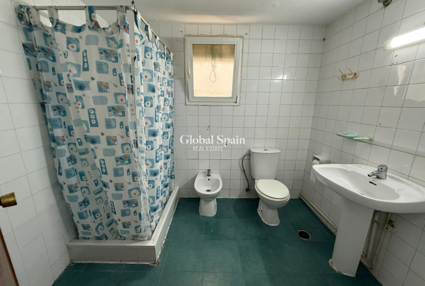 Revente - Appartement -
DENIA - Center