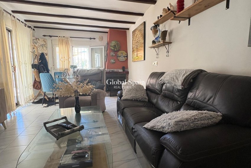 Revente - APPARTEMENT -
DENIA - Costa Blanca