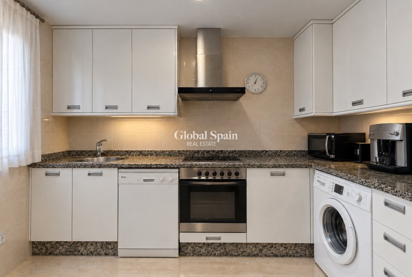 Revente - APPARTEMENT -
DENIA - Les Marines - Las Marinas