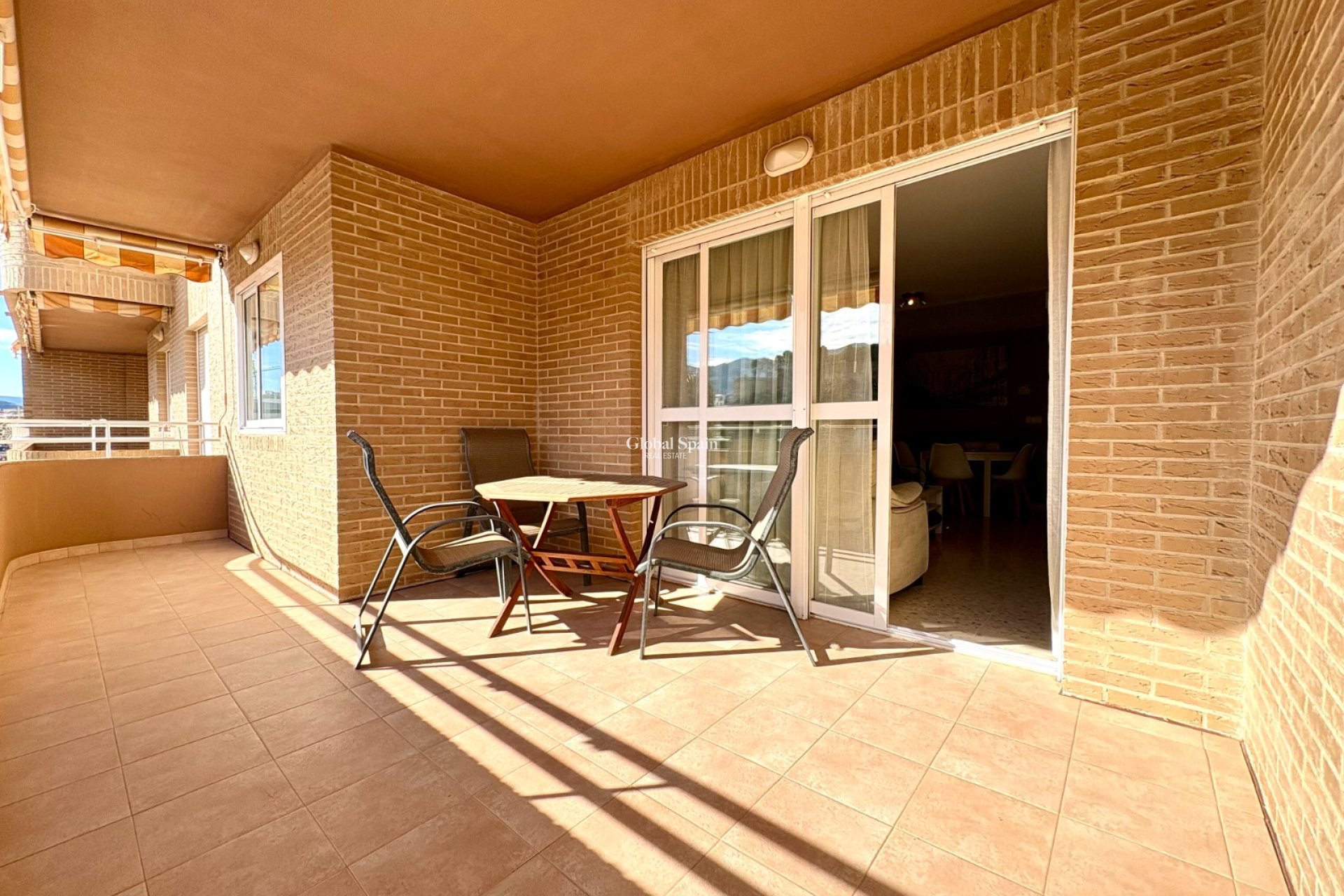 Revente - APPARTEMENT -
DENIA - Port