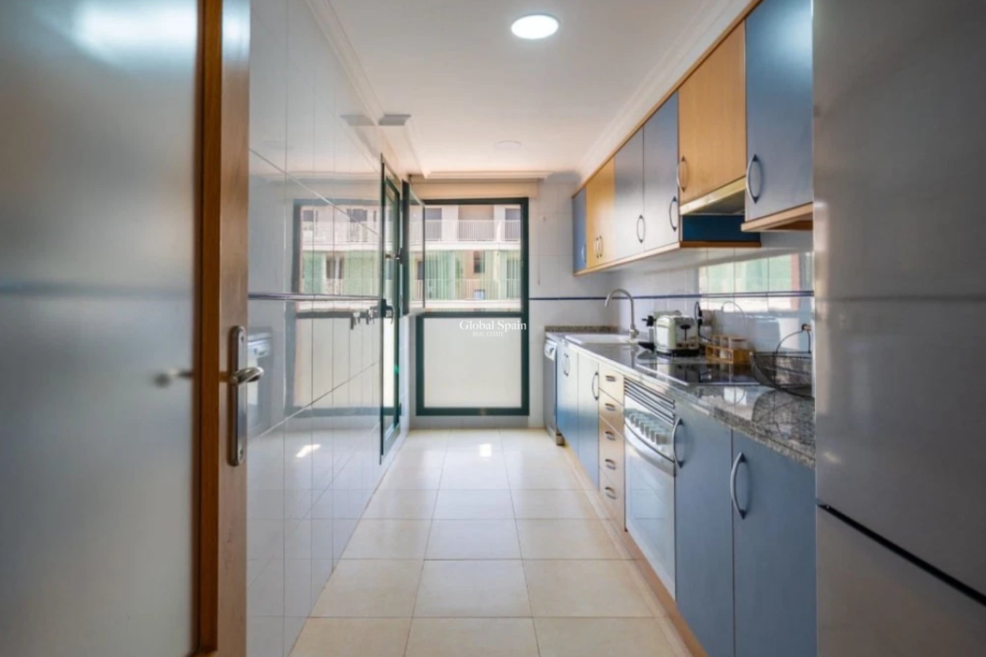 Revente - APPARTEMENT -
DENIA - Port