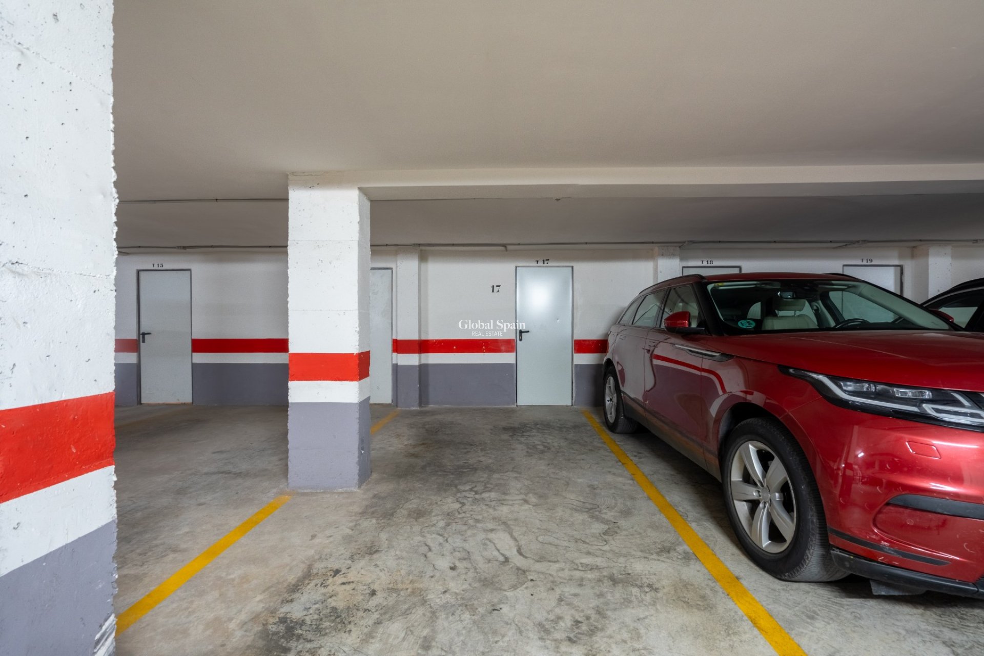 Revente - APPARTEMENT -
DENIA - Port