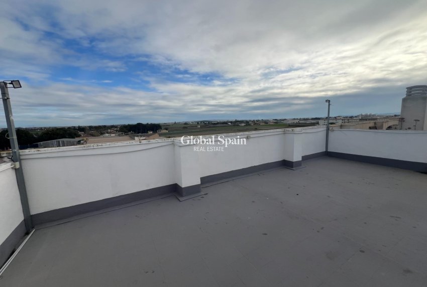 Revente - APPARTEMENT -
DOLORES - Comunidad Valenciana