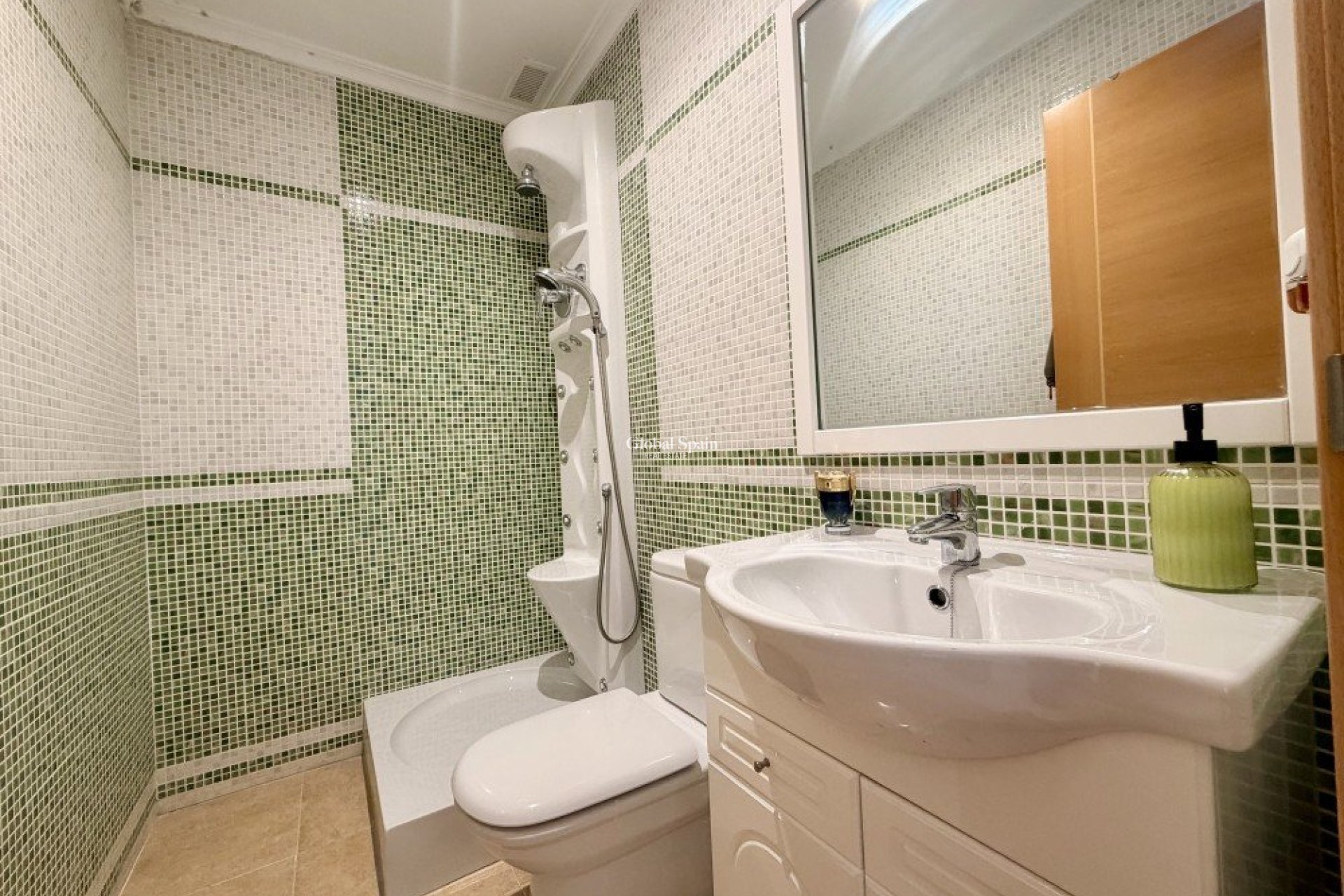 Revente - APPARTEMENT -
DOLORES - Costa Blanca
