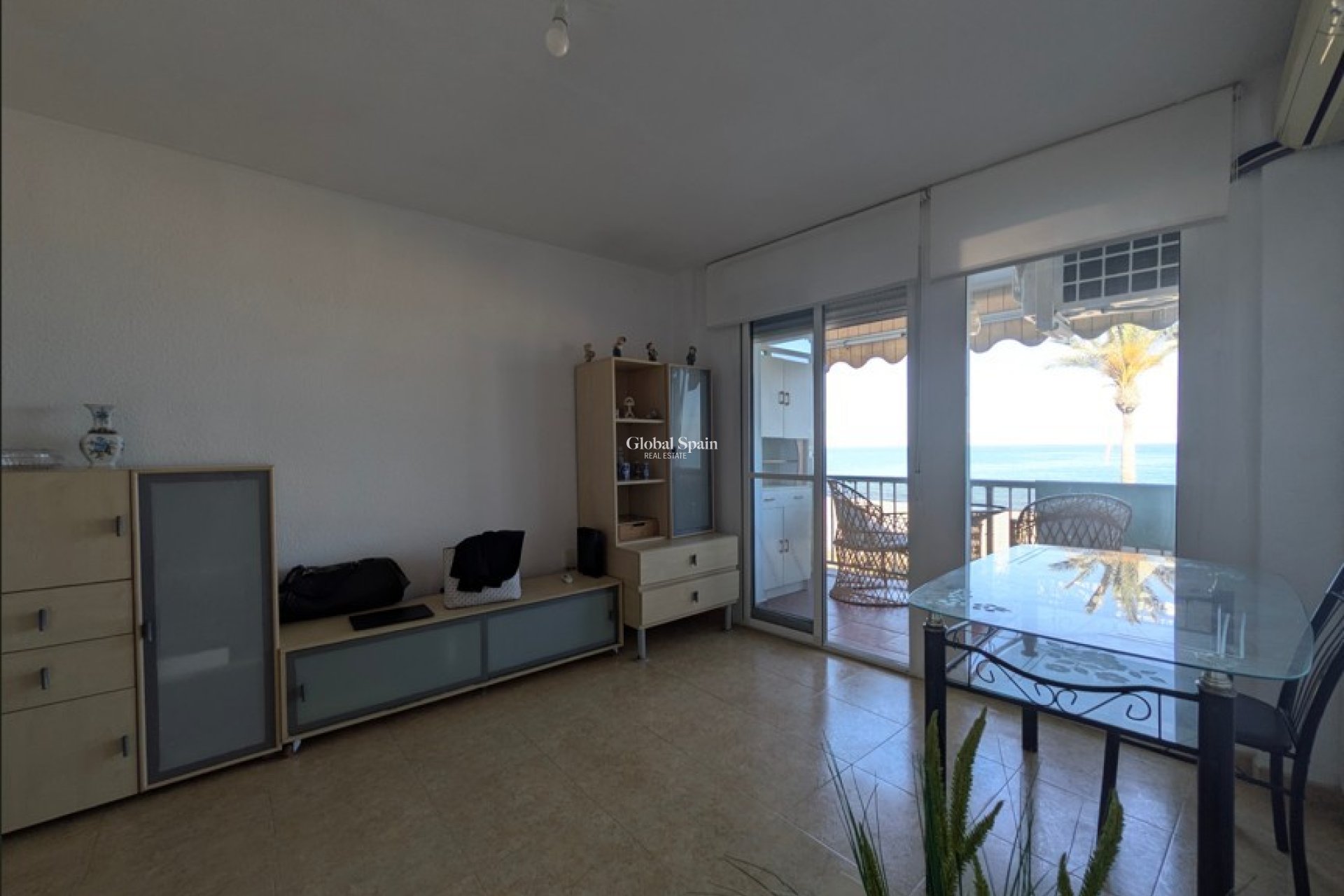 Revente - APPARTEMENT -
EL CAMPELLO - Costa Blanca