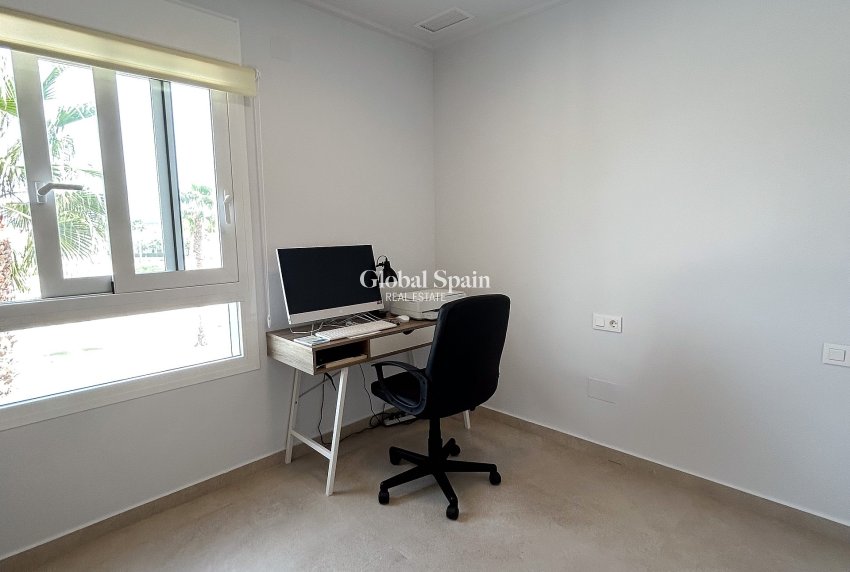 Revente - APPARTEMENT -
EL RASO - Costa Blanca