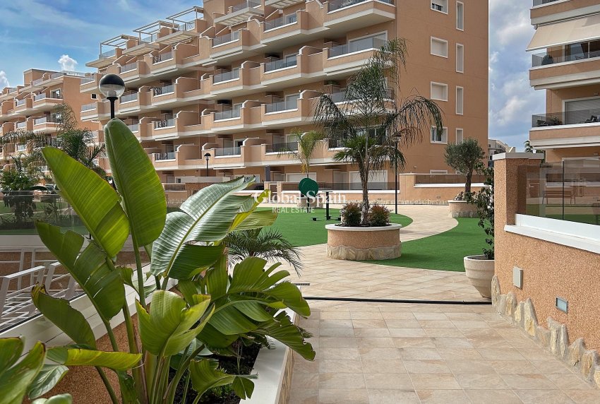 Revente - APPARTEMENT -
EL RASO - Costa Blanca