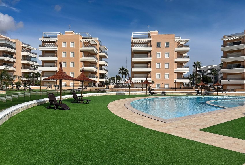Revente - APPARTEMENT -
EL RASO - Costa Blanca