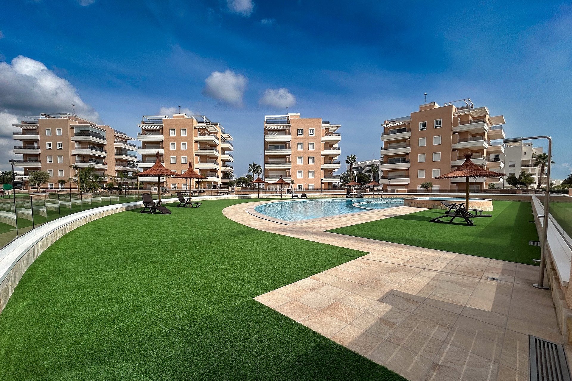 Revente - APPARTEMENT -
EL RASO - Costa Blanca