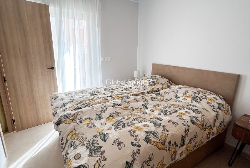 Revente - APPARTEMENT -
EL RASO - Costa Blanca