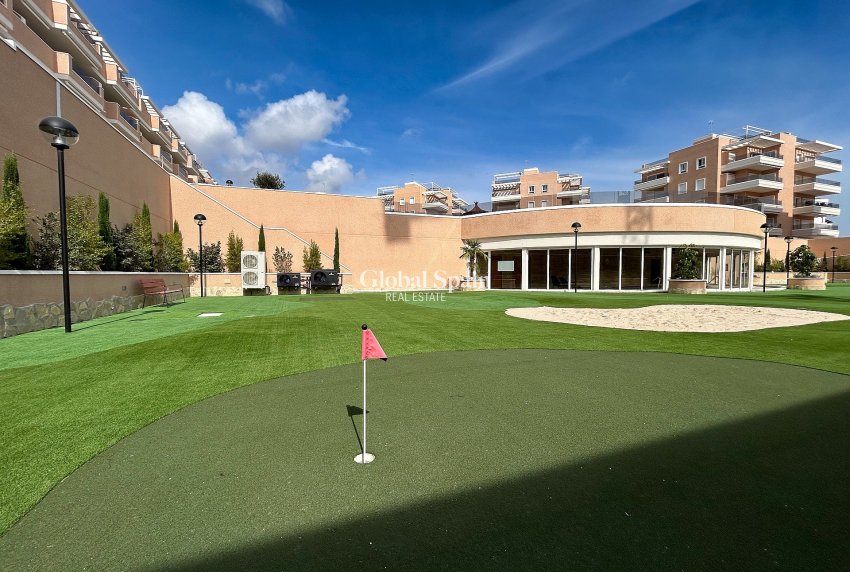 Revente - APPARTEMENT -
EL RASO - Costa Blanca