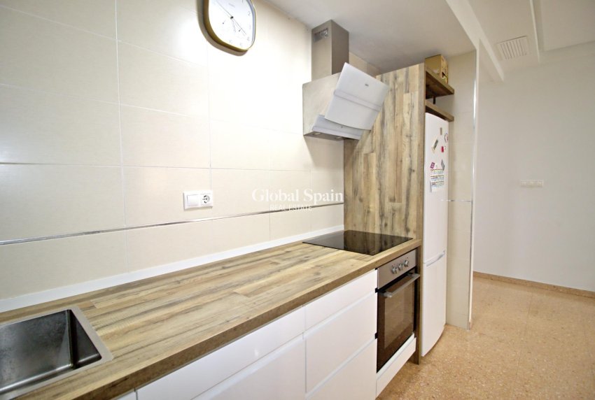 Revente - APPARTEMENT -
ELCHE - Plaza Madrid