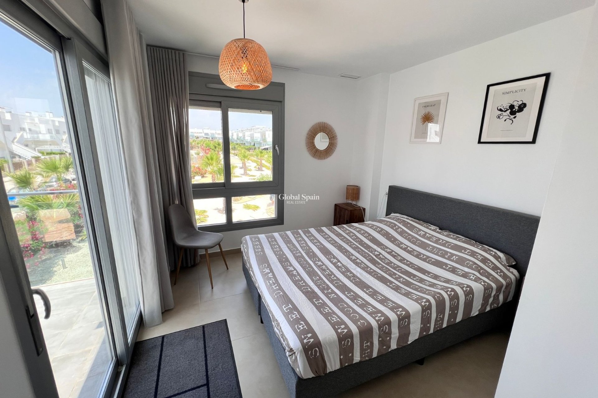 Revente - Appartement -
ENTRE NARANJOS VISTABELLA GOLF - Entre Naranjos Vistabella Golf