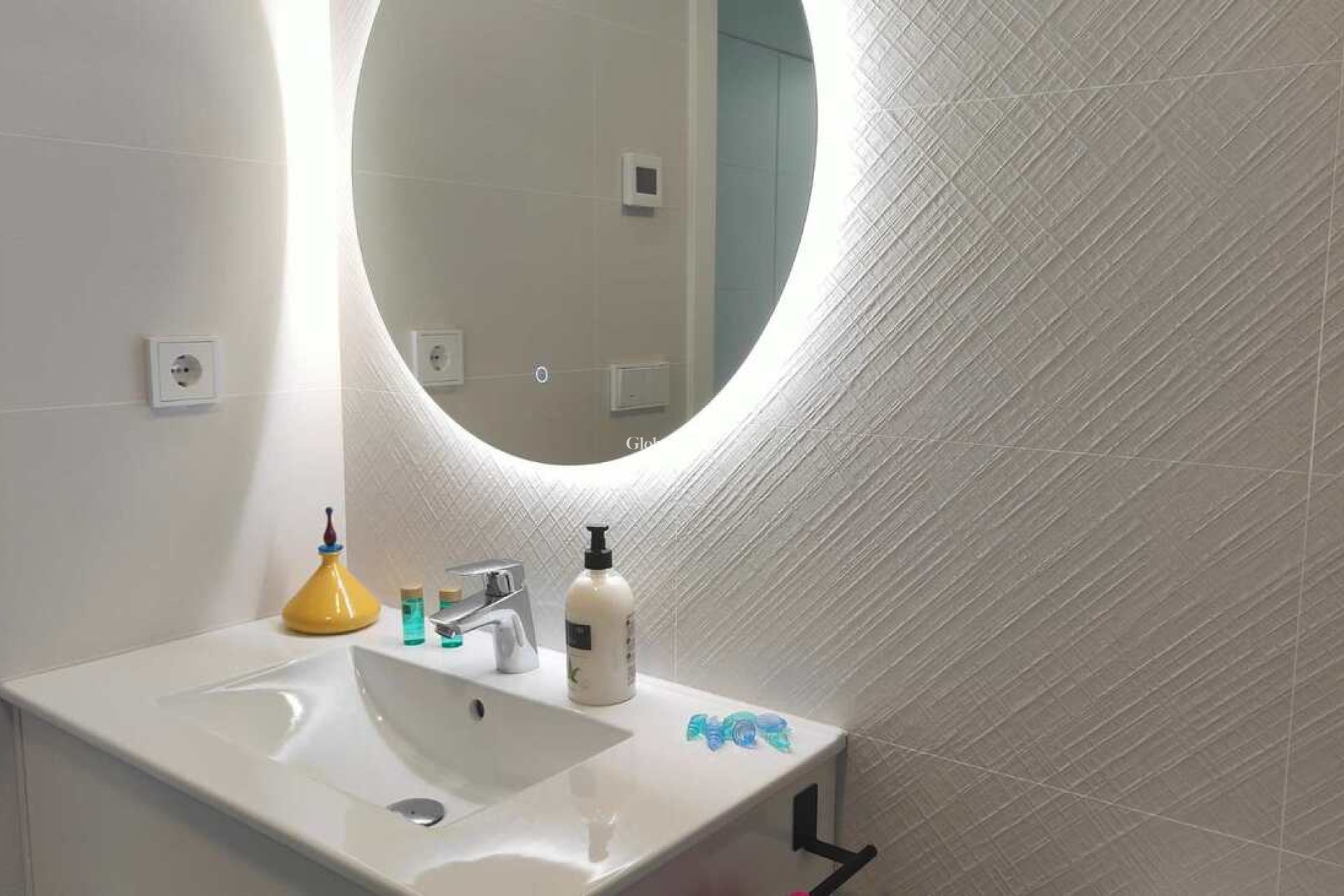 Revente - APPARTEMENT -
FINESTRAT - Costa Blanca