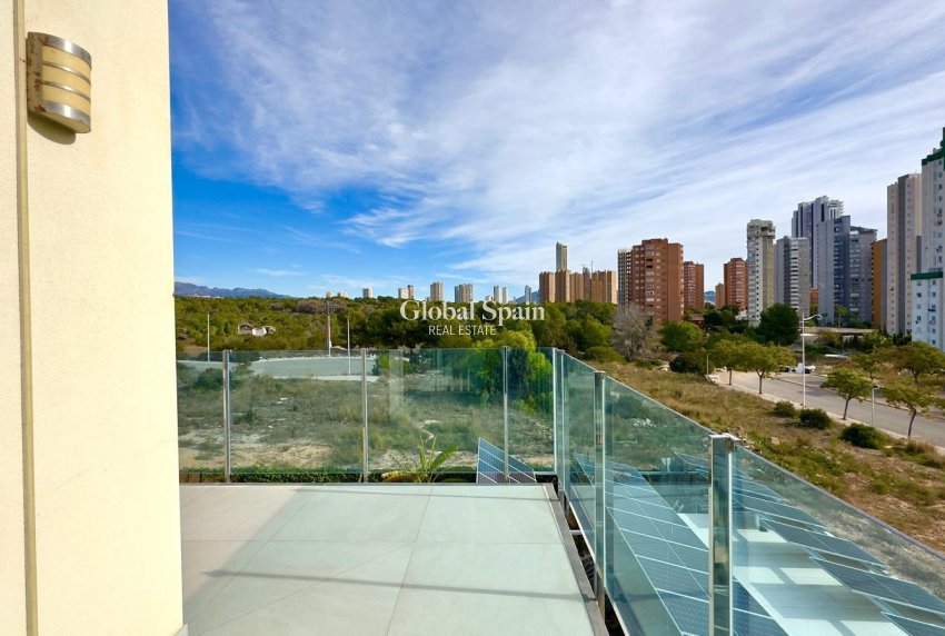 Revente - APPARTEMENT -
FINESTRAT