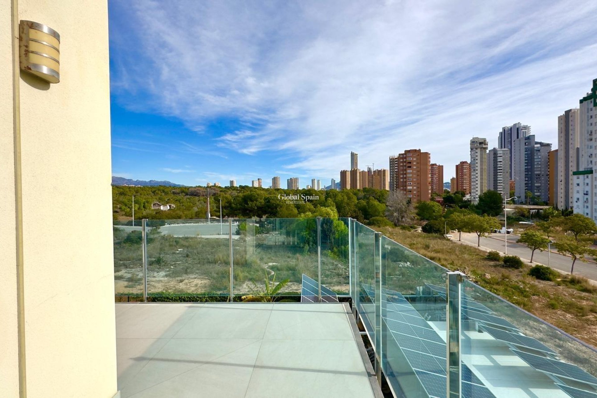 Revente - APPARTEMENT -
FINESTRAT