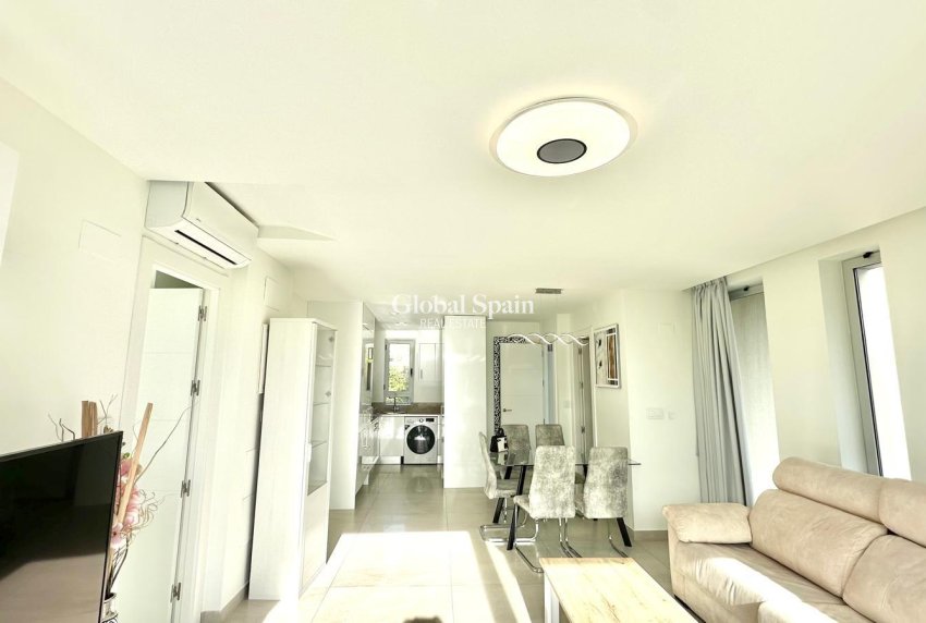 Revente - APPARTEMENT -
FINESTRAT