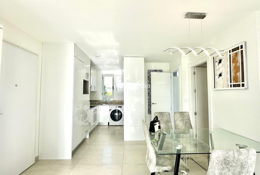 Revente - APPARTEMENT -
FINESTRAT