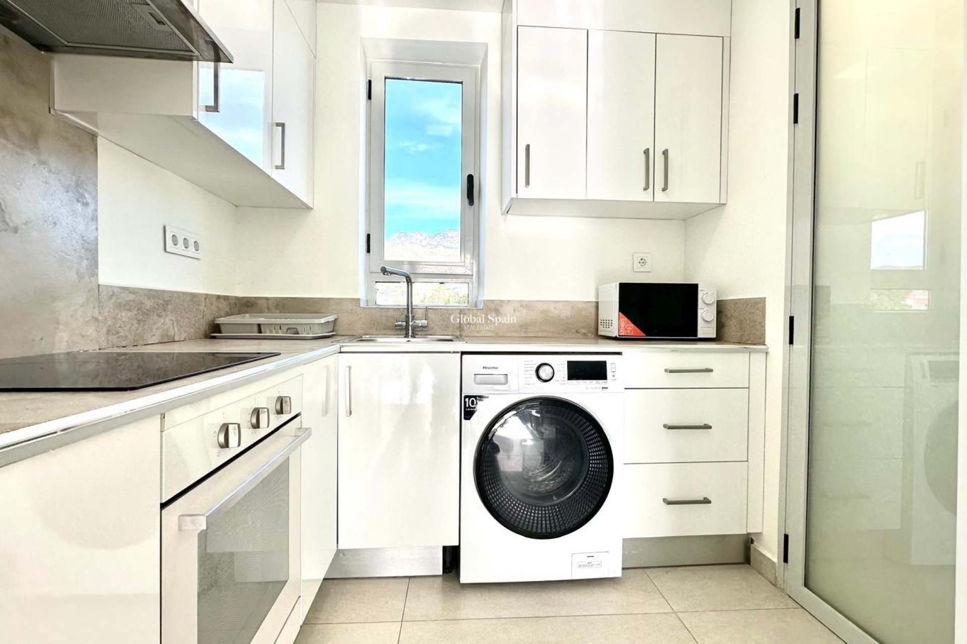 Revente - APPARTEMENT -
FINESTRAT