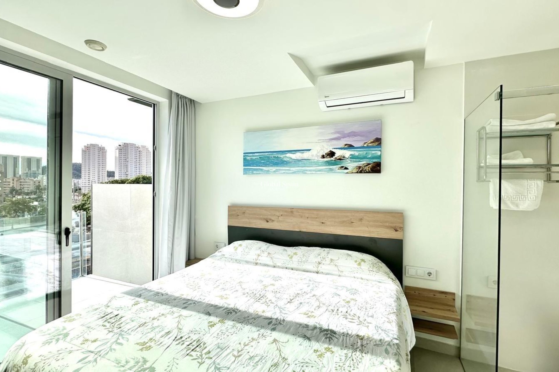Revente - APPARTEMENT -
FINESTRAT