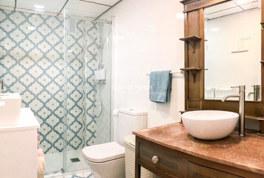 Revente - Appartement - Flat -
ALICANTE - Mercado