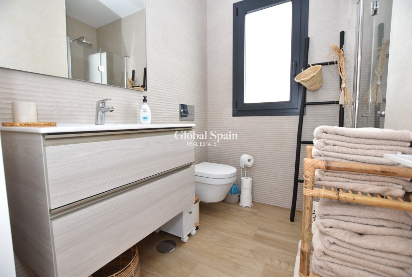 Revente - Appartement - Flat -
TORREVIEJA - LOS BALCONES - LOS ALTOS