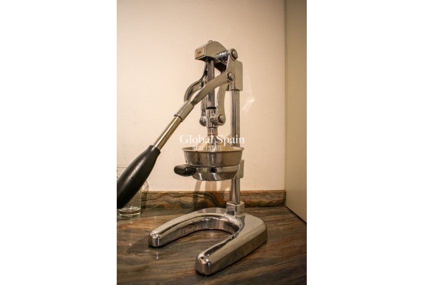 Revente - Appartement - Flat -
TORREVIEJA - Torrevieja Centro