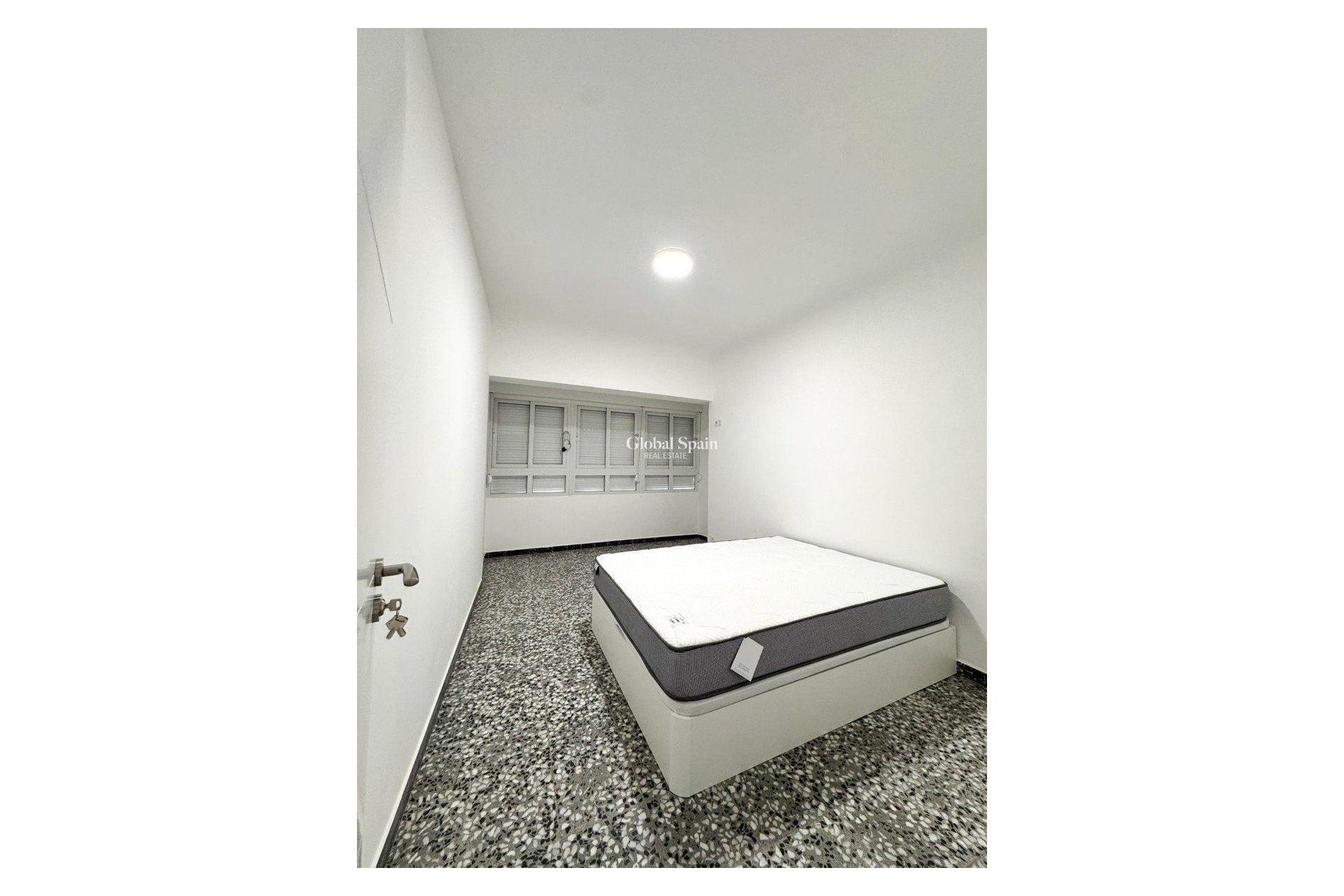 Revente - Appartement - Flat -
TORREVIEJA - Torrevieja Centro