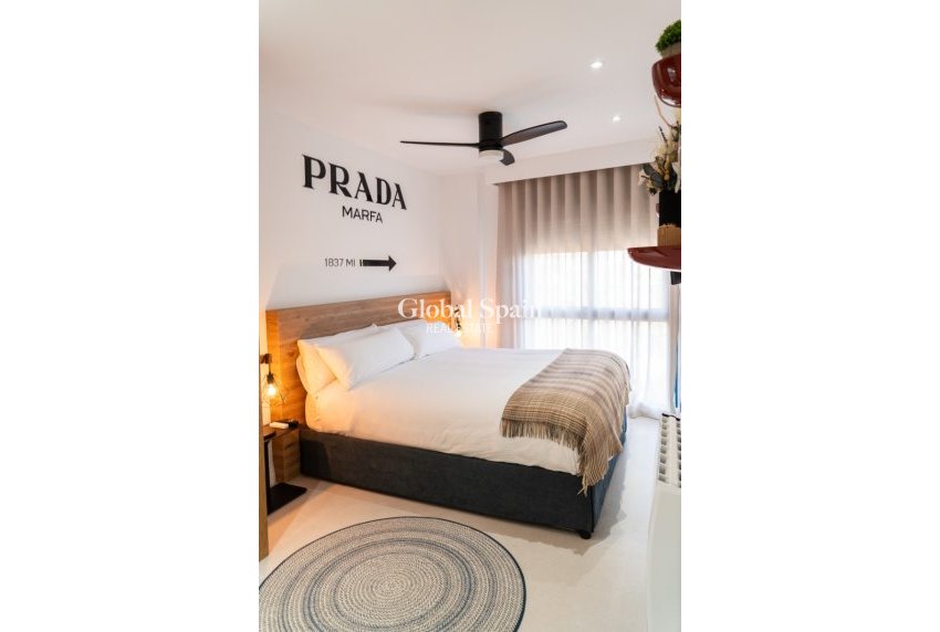 Revente - Appartement - Flat -
Torrevieja